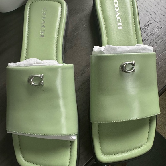 COACH Florence LTH SANDAL -BRAND NEW size 9.5 - Picture 2 of 4